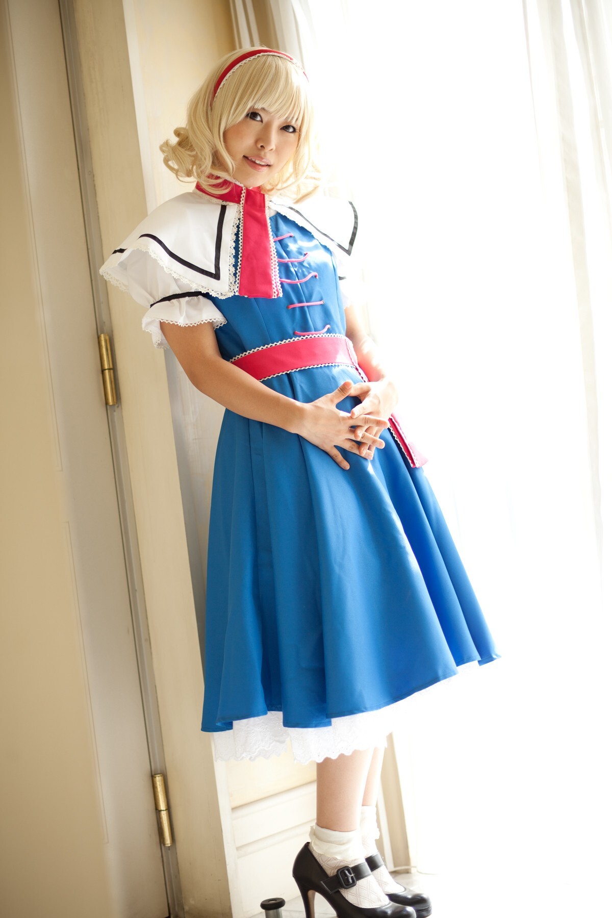 [Cosplay] New Touhou Project Cosplay  Hottest Alice Margatroid ever